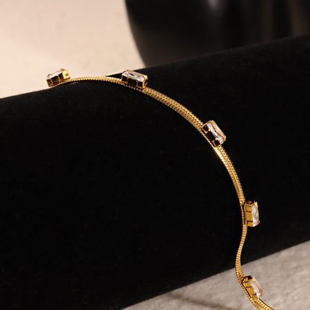 Serene Herringbone Bracelet-Crystal